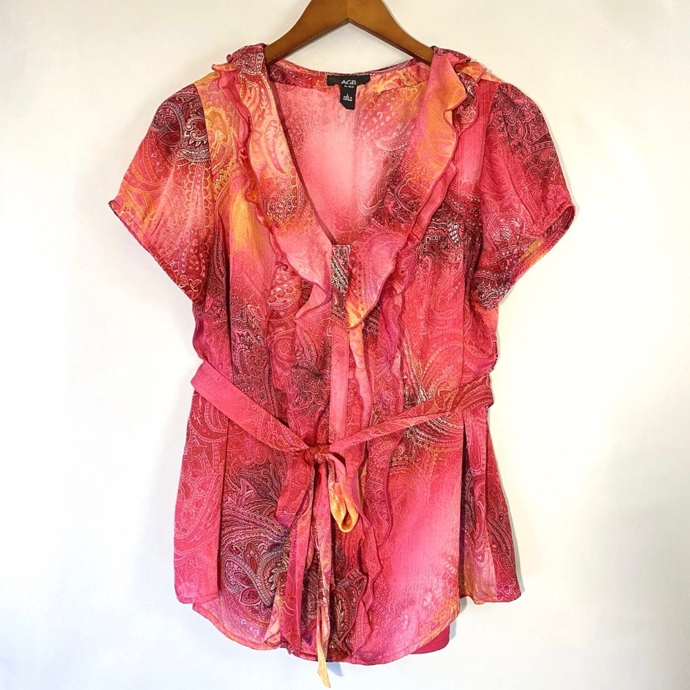 AGB Sheer Short Sleeve Multi-Colored Paisley Print Ruffle Front Top Size Large